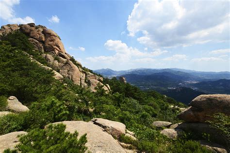 如何坐車去嶗山？嶗山自古以來就是文人墨客吟詠詩歌的勝地，而其風景之壯麗更是無可比擬。